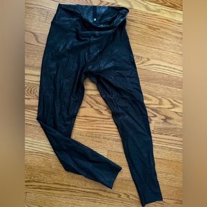Peloton sparkly black metallic leggings XL